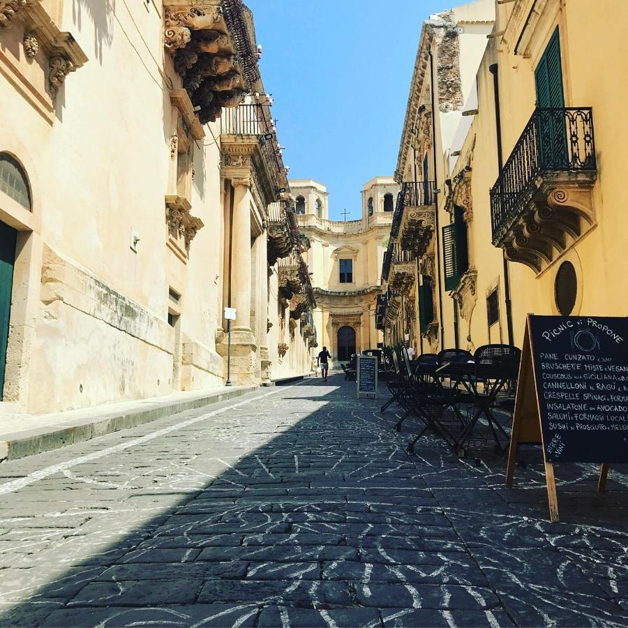 Bed and Breakfast La Coffa Noto Exterior foto